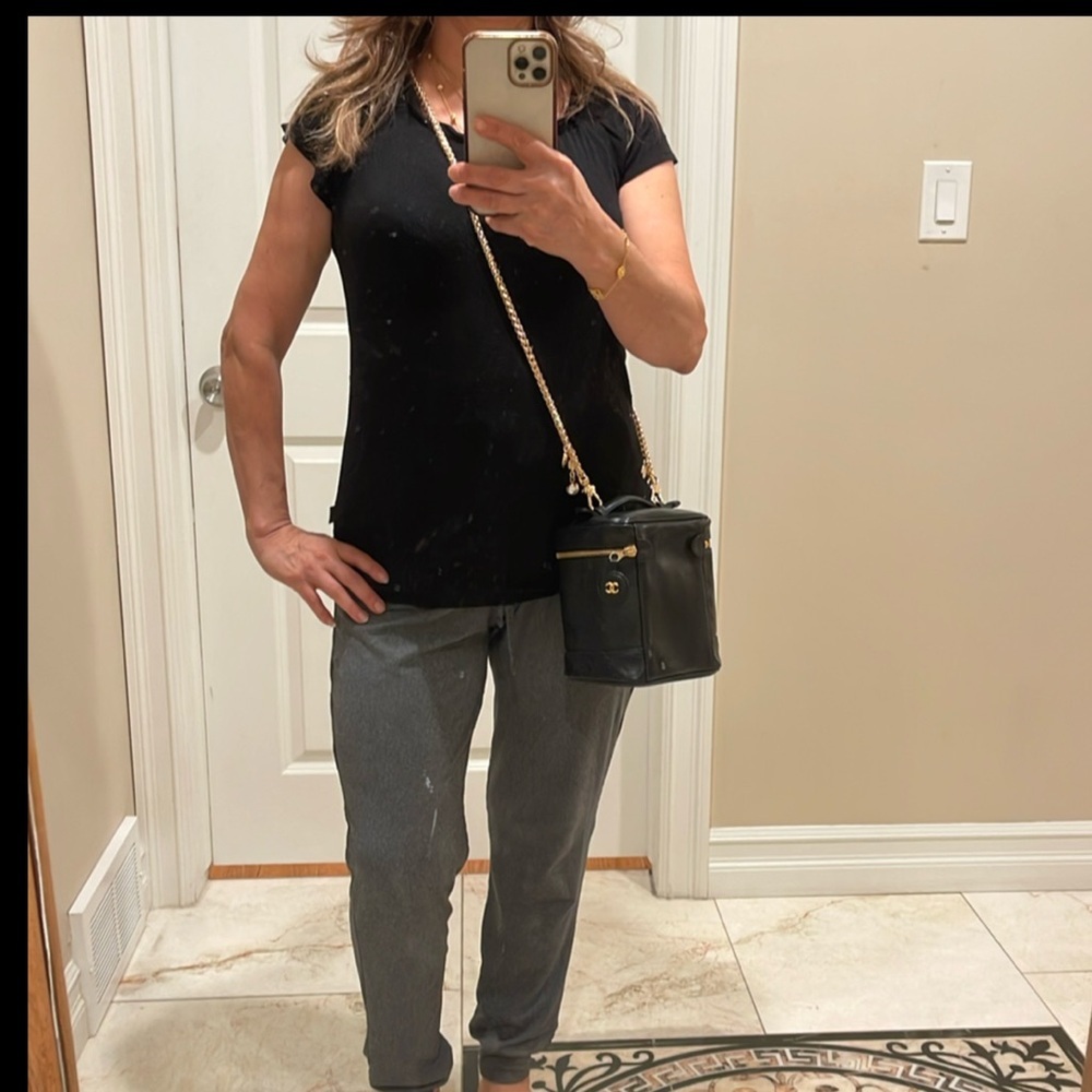 CHANEL COCO MARK MATTELLASSE LEATHER VANITY BAG TO CROSS BODY - Picture 16 of 16